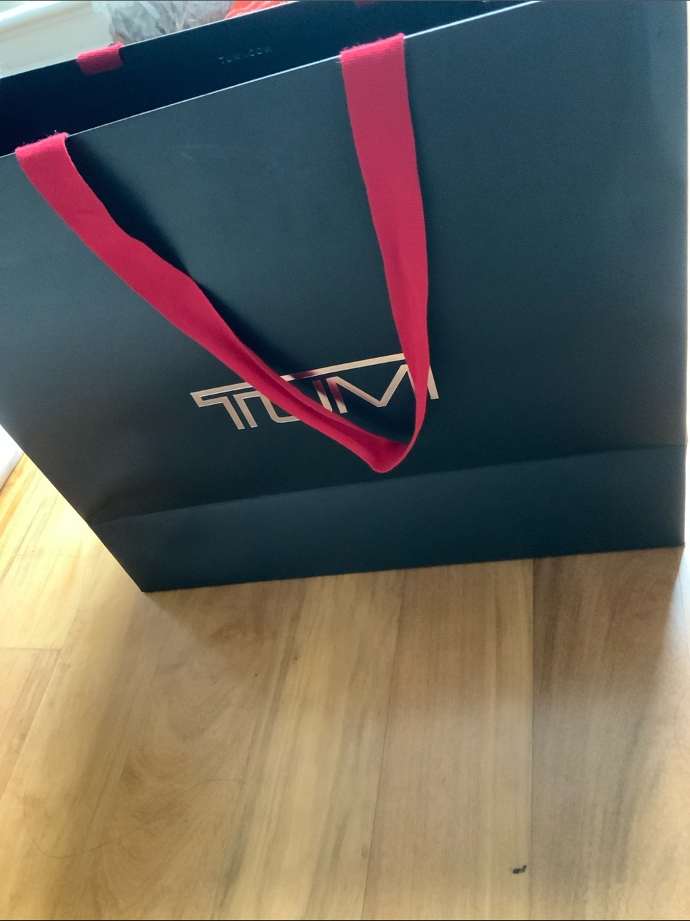 TUMi black shopping bag